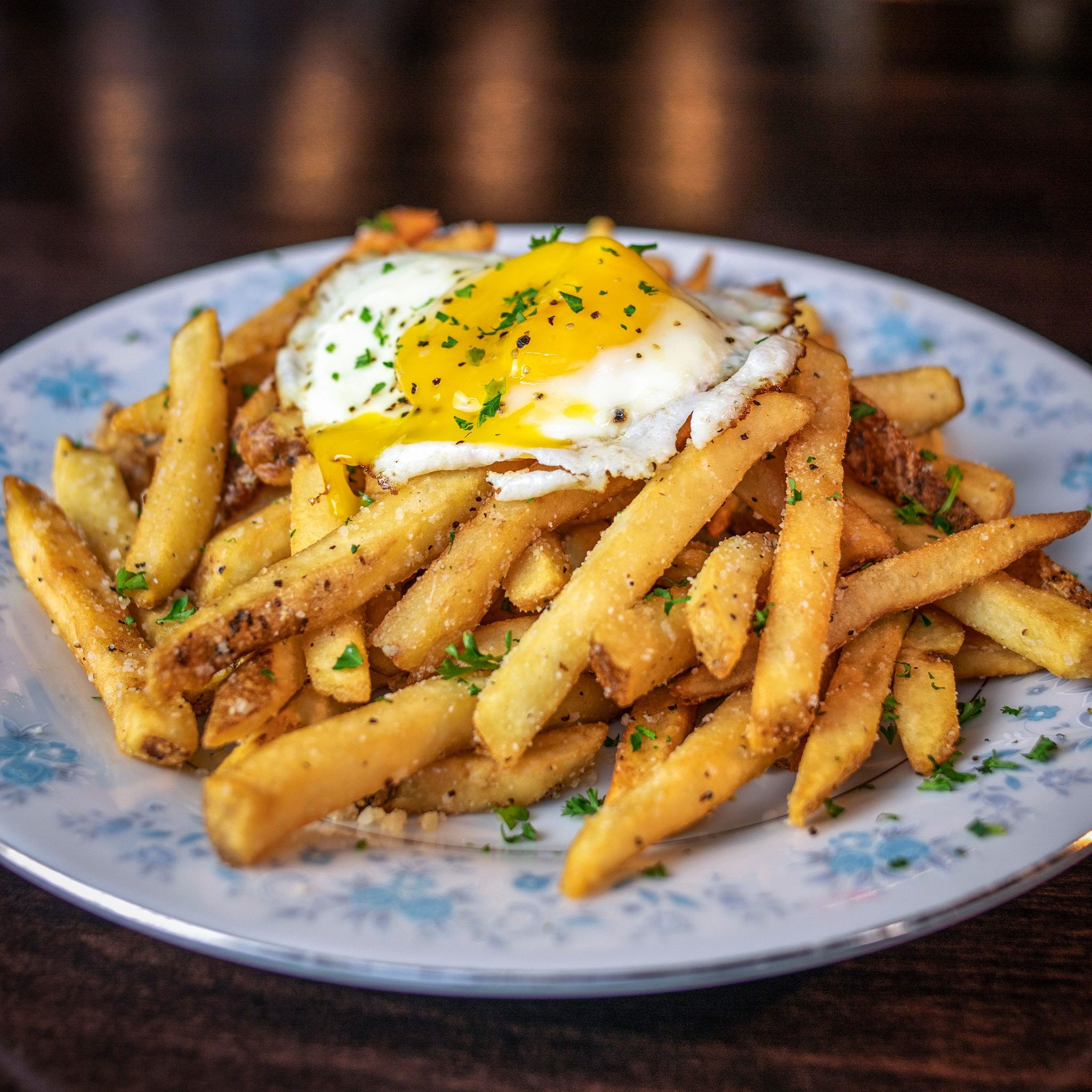 doc-kaalberg-dishes-on-his-favorite-french-fries-in-illinois-and-iowa